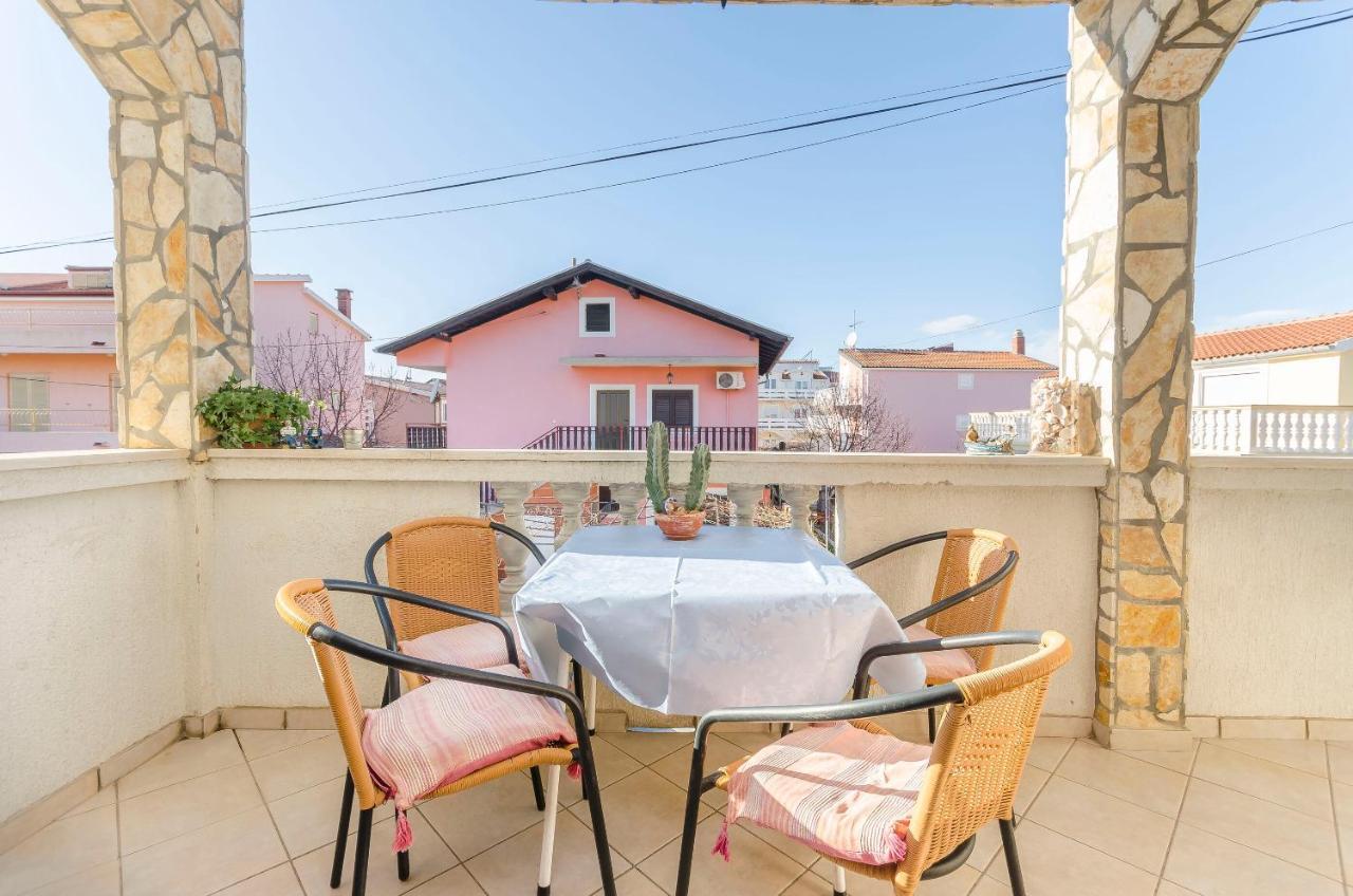 Apartments Villa Estella Srima Ngoại thất bức ảnh