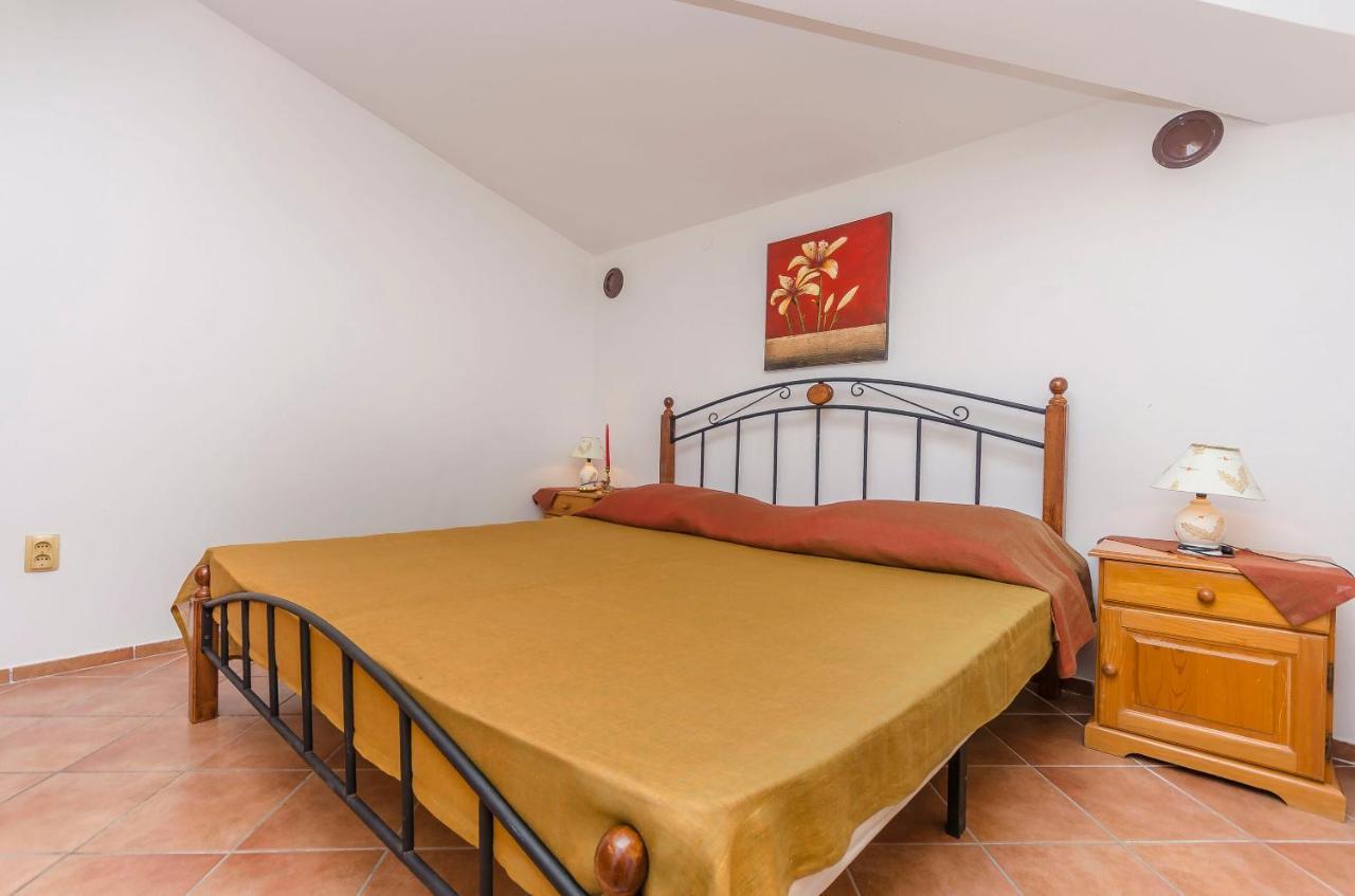 Apartments Villa Estella Srima Ngoại thất bức ảnh