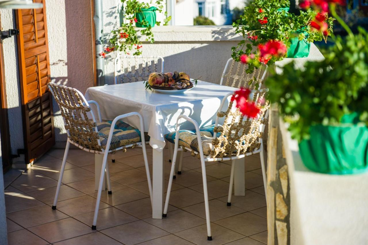 Apartments Villa Estella Srima Ngoại thất bức ảnh
